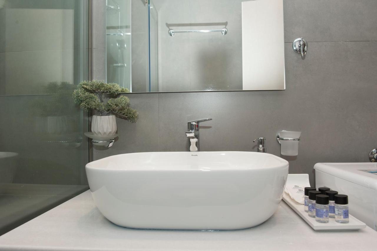 Olympia Luxury Apartment In Marousi Athene Buitenkant foto
